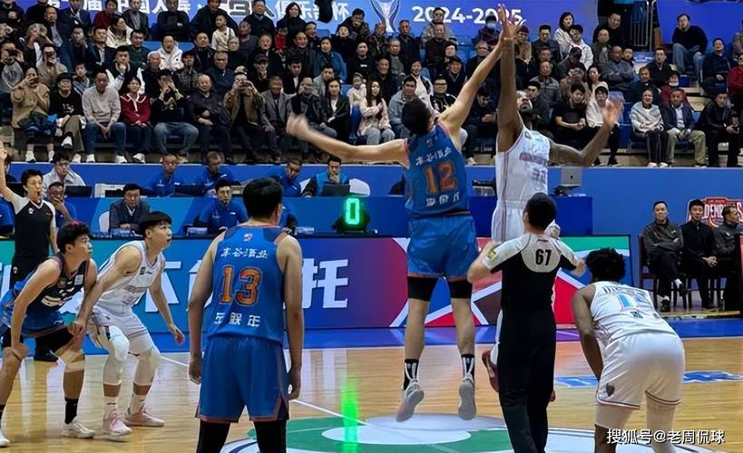 B体育app实时关注：CBA外援与本土球员的精彩配合，体育 cba